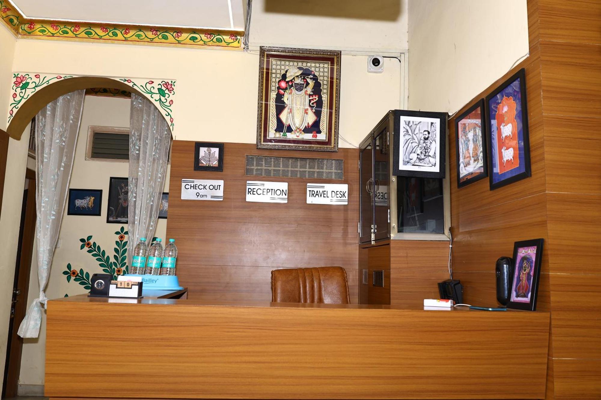 Hotel Suncity By Sharnam Nathdwara Bagian luar foto